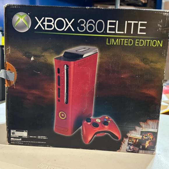 Xbox 360 Elite Resident Evil 5 Limited Edition Red/White Console Bundle/ CIB - Picture 10 of 11
